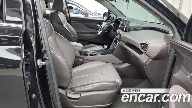 Hyundai Santa Fe 2018 thumb 11