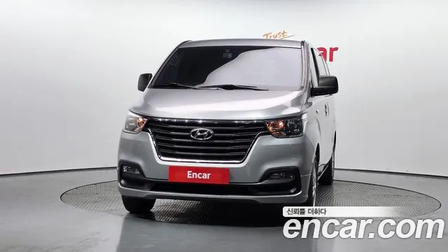 Hyundai Starex 2019 thumb 3