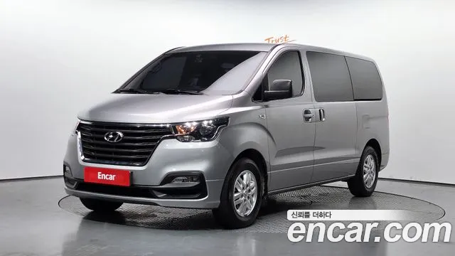 Hyundai Starex 2019 thumb 12
