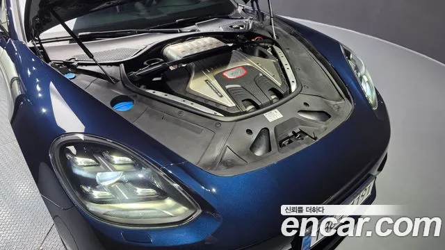 Porsche Panamera 2019 thumb 6