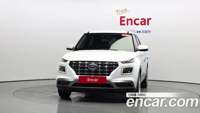 Hyundai Venue 2021 thumb 2