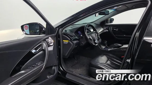 Hyundai Grandeur 2015 thumb 10