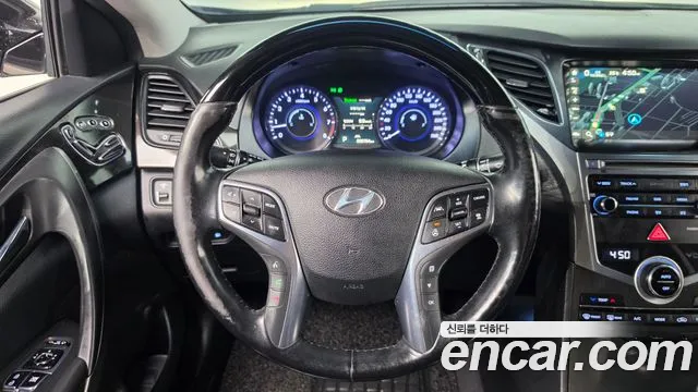 Hyundai Grandeur 2015 thumb 12