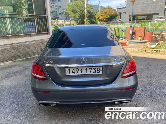 Mercedes-Benz E-Класс 2020 thumb 2