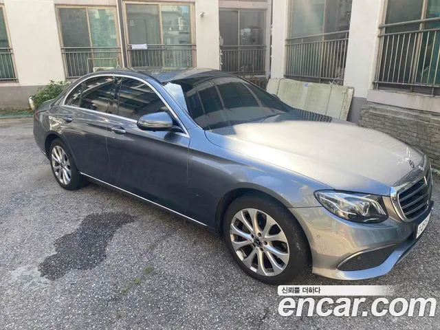 Mercedes-Benz E-Класс 2020 thumb 3