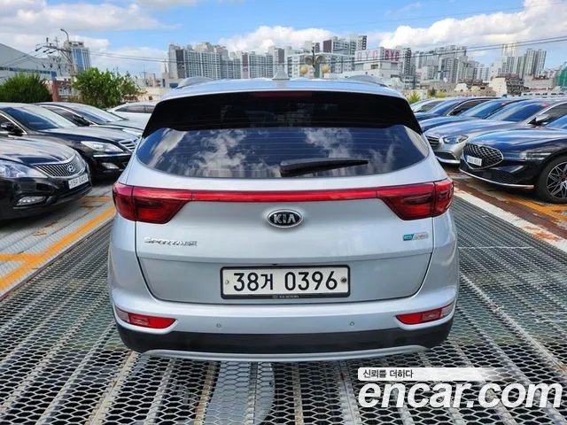 Kia Sportage 2016 thumb 5