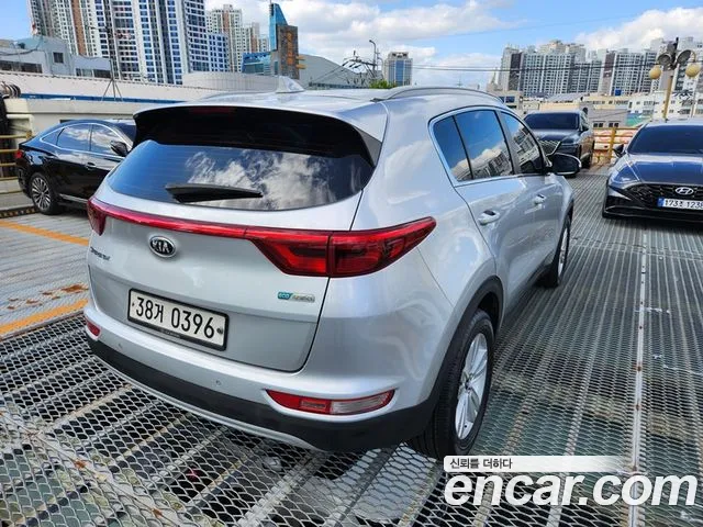 Kia Sportage 2016 thumb 6