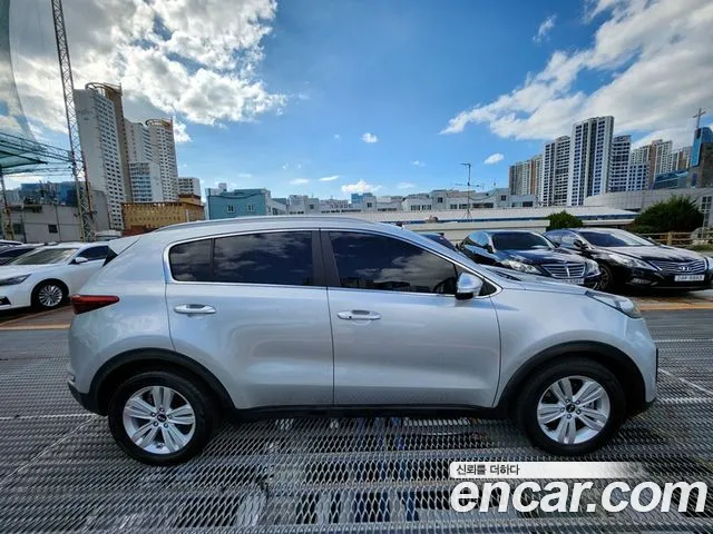 Kia Sportage 2016 thumb 7