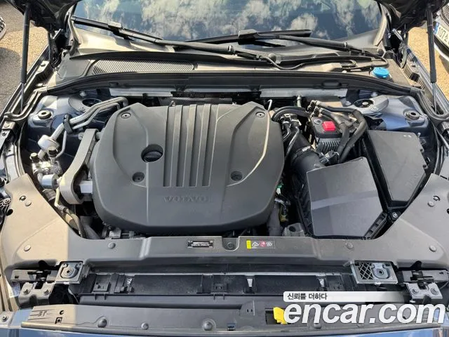 Volvo S60 2021 thumb 7