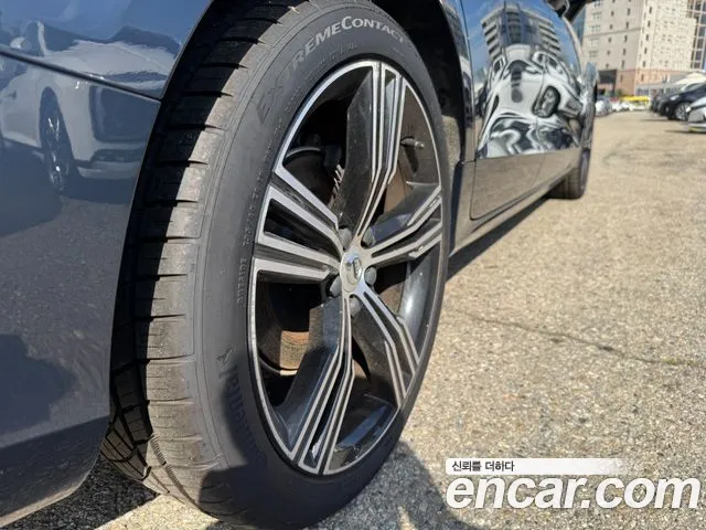 Volvo S60 2021 thumb 9