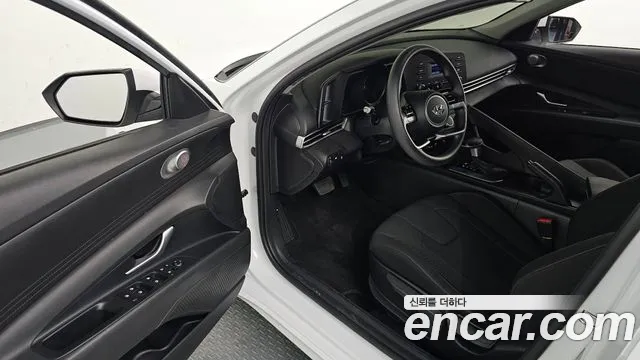 Hyundai Avante 2022 thumb 10