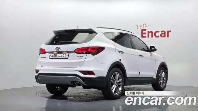 Hyundai Santa Fe 2016 thumb 2