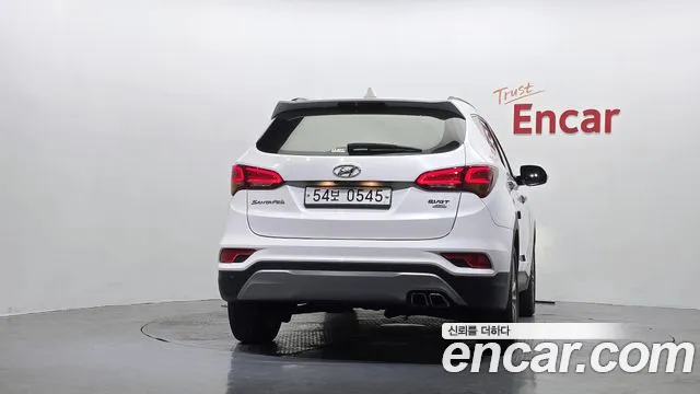 Hyundai Santa Fe 2016 thumb 4