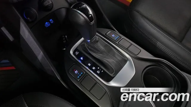 Hyundai Santa Fe 2016 thumb 9