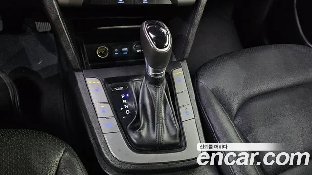 Hyundai Avante 2018 thumb 9