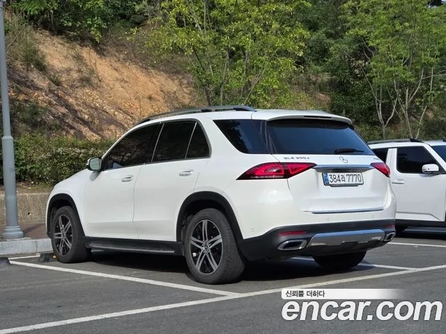 Mercedes-Benz GLE 2019 thumb 4
