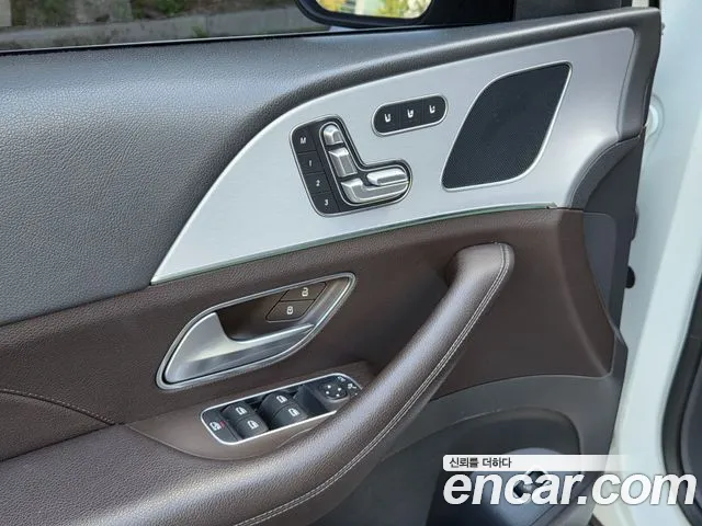 Mercedes-Benz GLE 2019 thumb 8