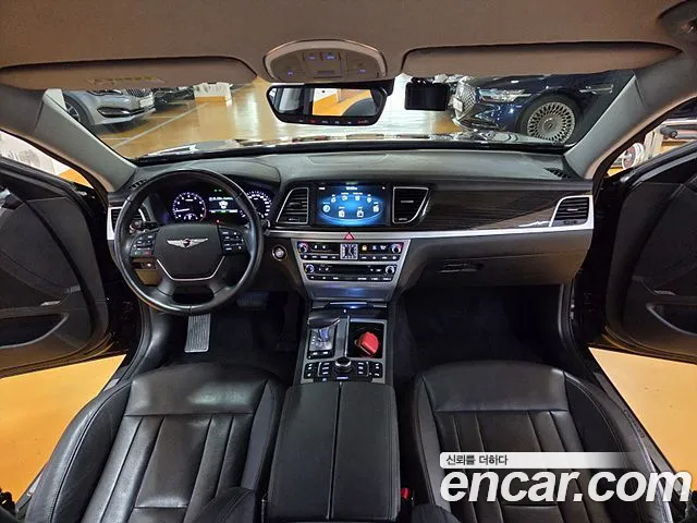 Genesis G80 2017 thumb 8