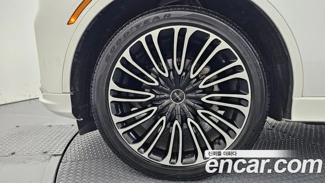 Lincoln Aviator 2025 thumb 5