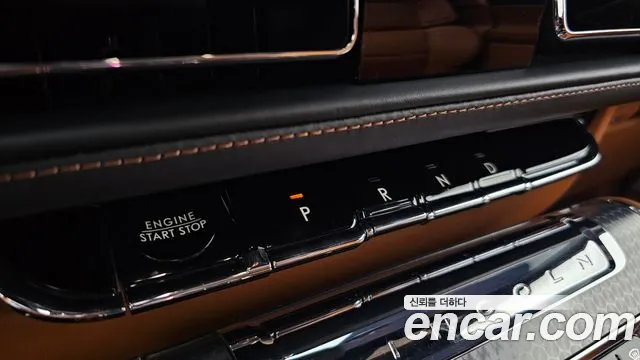 Lincoln Aviator 2025 thumb 9