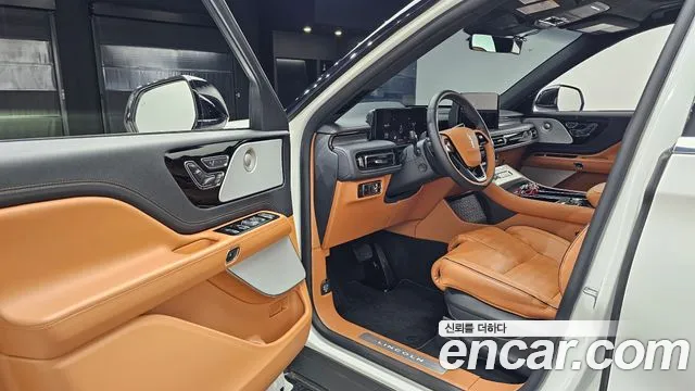 Lincoln Aviator 2025 thumb 10