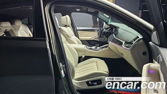 BMW X6 2021 thumb 11