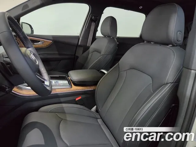 Audi Q7 2026 thumb 10