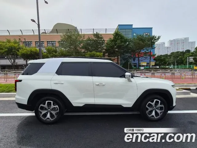 KG_Mobility_Ssangyong Torres 2023 thumb 3