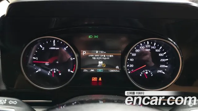 Kia Carnival 2023 thumb 8