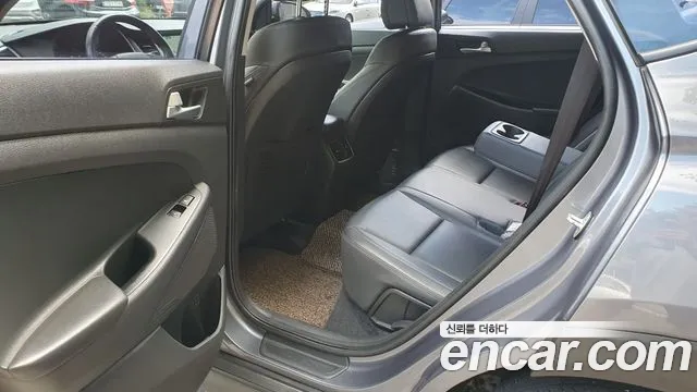 Hyundai Tucson 2016 thumb 10
