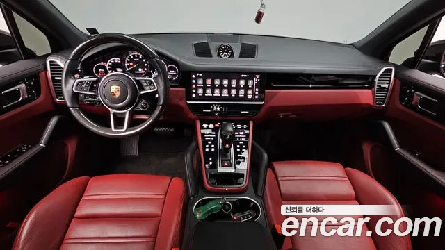 Porsche Cayenne 2022 thumb 6