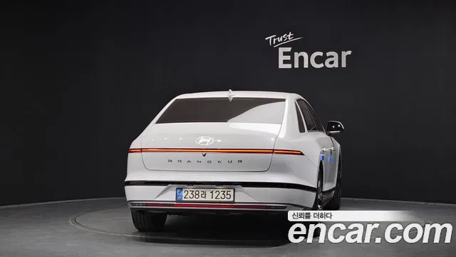 Hyundai Grandeur 2023 thumb 4