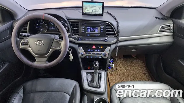 Hyundai Avante 2015 thumb 7