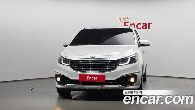 Kia Carnival 2016 thumb 3