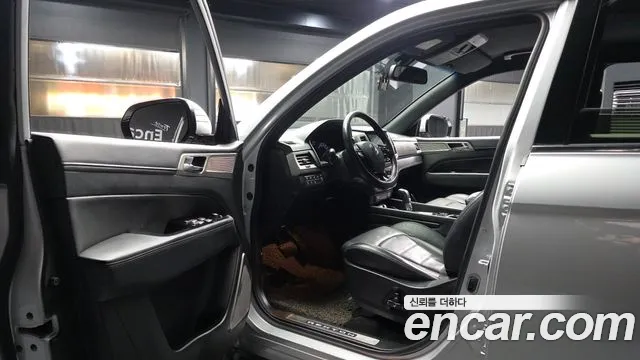 KG_Mobility_Ssangyong Rexton 2017 thumb 9