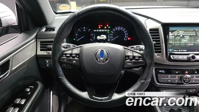 KG_Mobility_Ssangyong Rexton 2017 thumb 12