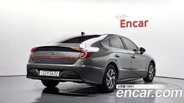 Hyundai Sonata 2022 thumb 2