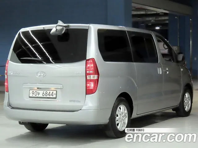 Hyundai Starex 2018 thumb 4