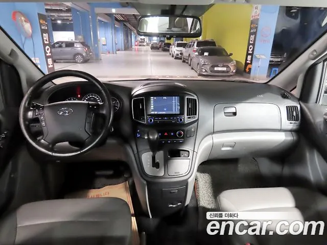 Hyundai Starex 2018 thumb 5