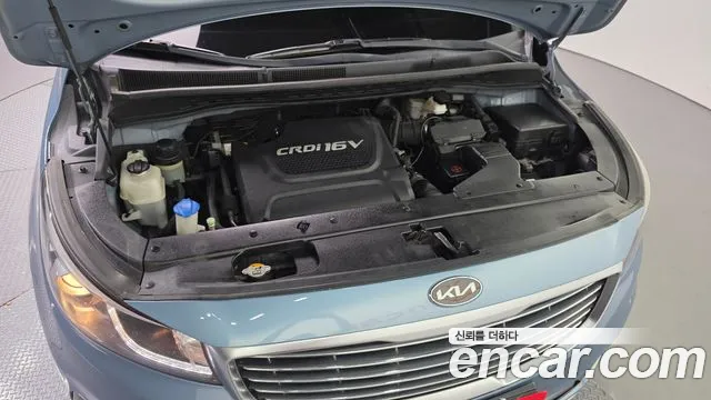 Kia Carnival 2014 thumb 6