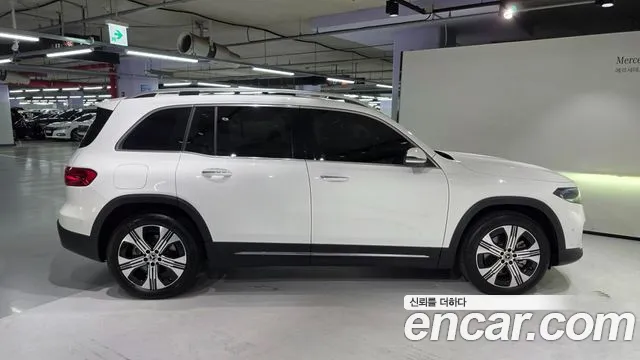 Mercedes-Benz EQB 2025 thumb 9