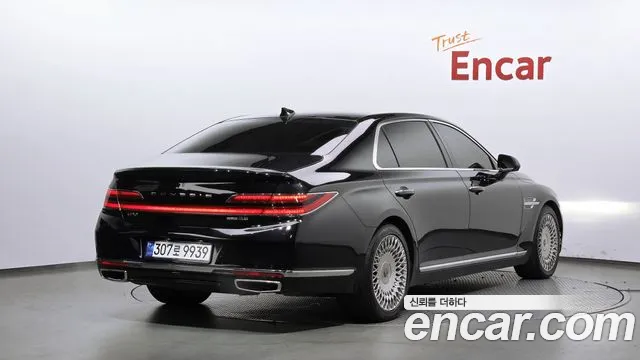 Genesis G90 2020 thumb 2