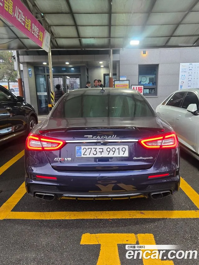 Maserati Quattroporte 2017 thumb 4