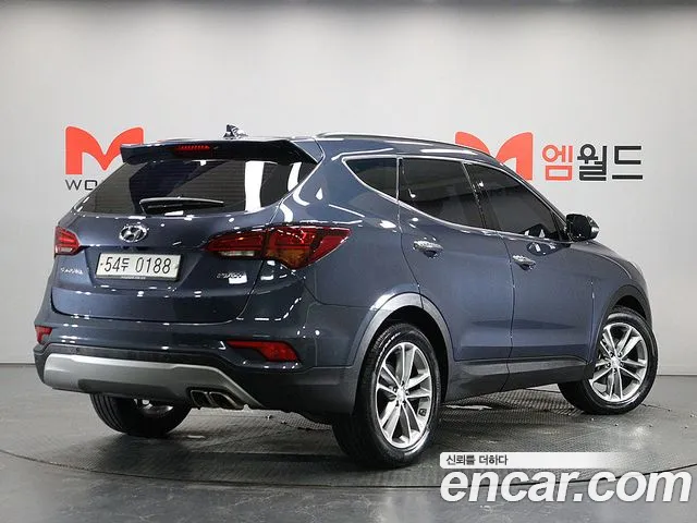 Hyundai Santa Fe 2016 thumb 3
