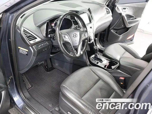 Hyundai Santa Fe 2016 thumb 9