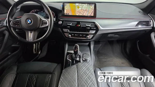 BMW 5-Series 2023 thumb 7