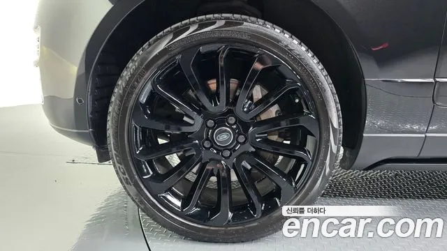 Land Rover Range Rover 2016 thumb 4