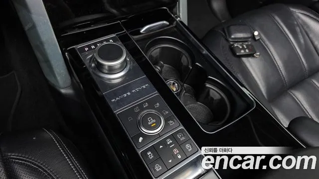 Land Rover Range Rover 2016 thumb 8