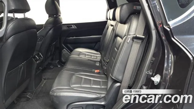 KG_Mobility_Ssangyong Rexton 2018 thumb 10
