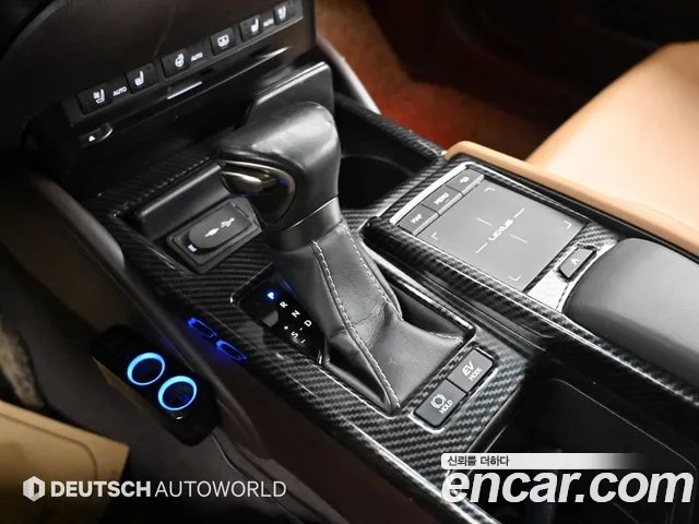 Lexus ES 2019 thumb 9
